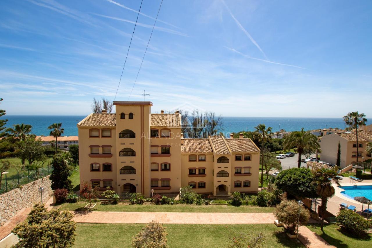 Апартаменти Panoramic Sea Views And Direct Access To The Beach From The Community In Torrenueva Малага Екстер'єр фото
